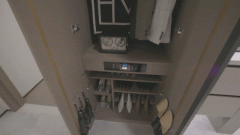 然后合上递给他；按期按时间段向银行贷款本